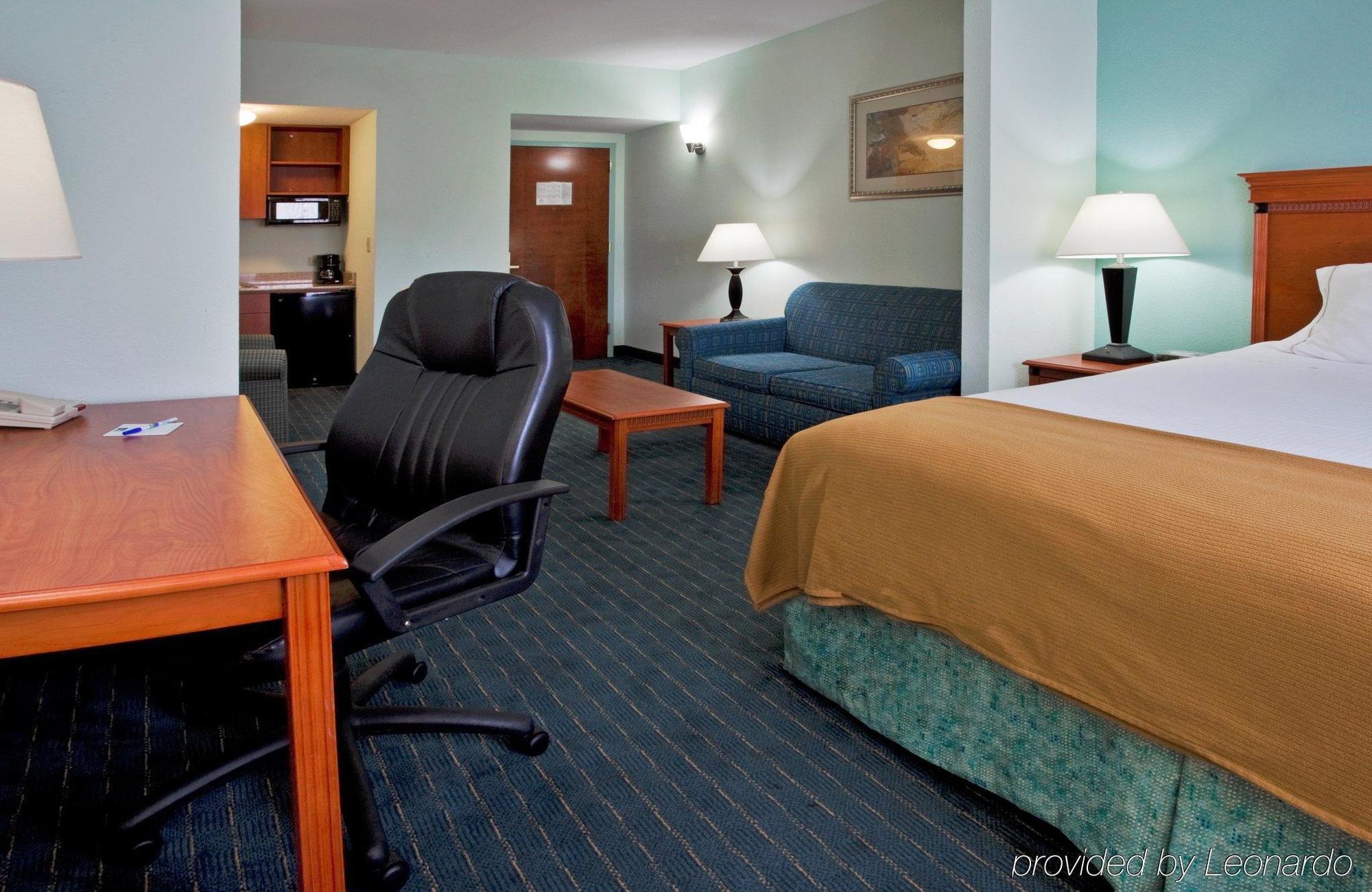 Holiday Inn Express Lake Okeechobee By Ihg Camera foto